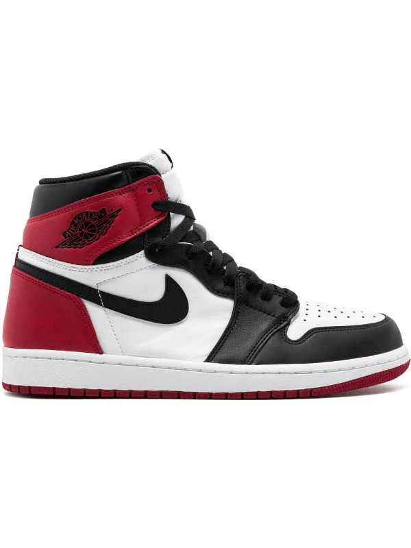 Air Jordan 1 Retro High OG black toe