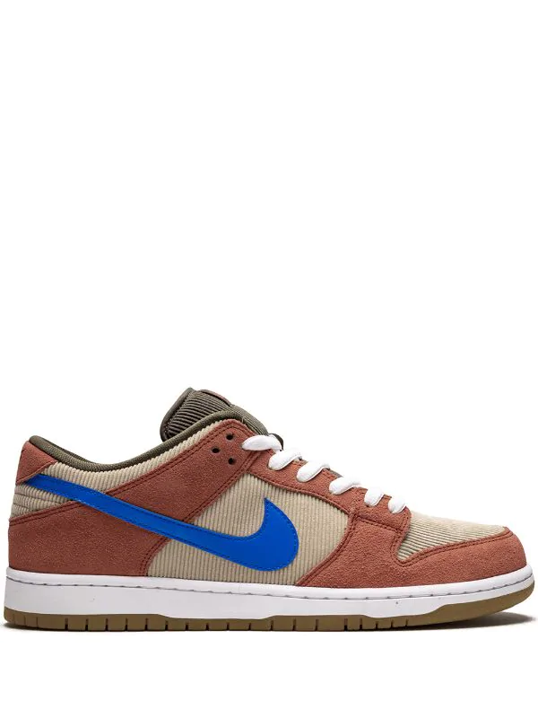 SB Dunk Low Pro sneakers