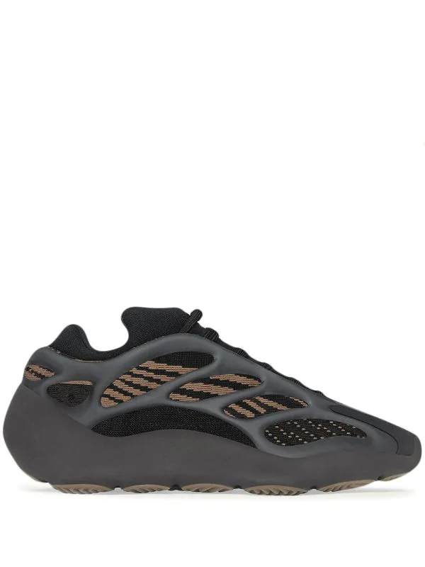 Yeezy 700 V3 "Clay Brown" sneakers