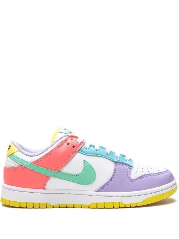 Dunk Low sneakers