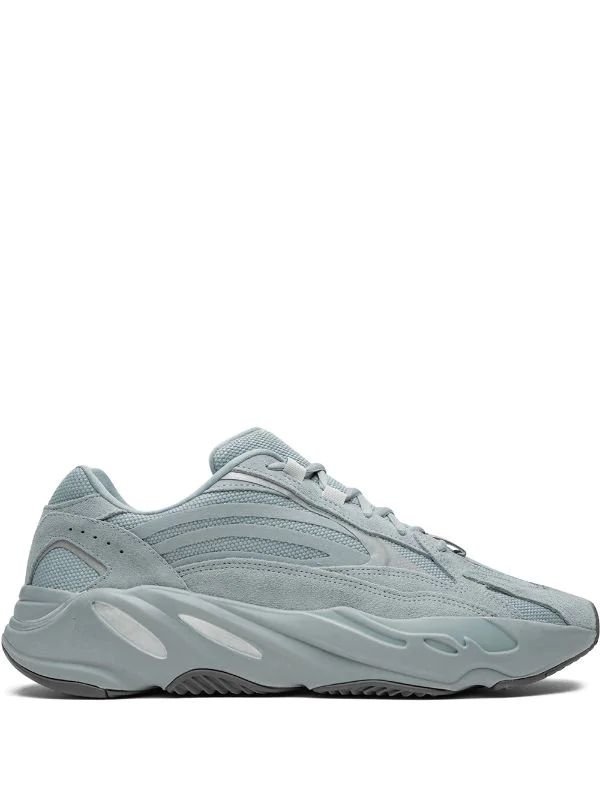 Yeezy Boost 700