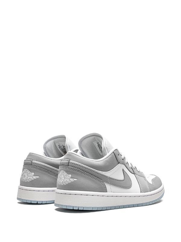 Jordan 1 low wolf grey