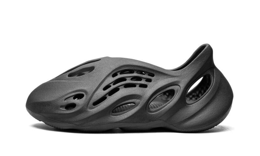 Yezzy foam runne "OYNX"
