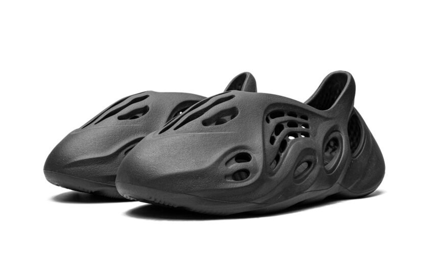 Yezzy foam runne "OYNX" - Image 2